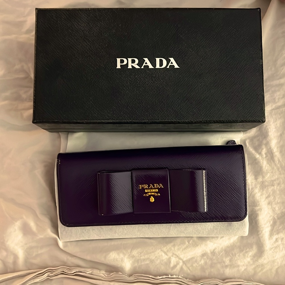 Prada purple saffiano bow wallet